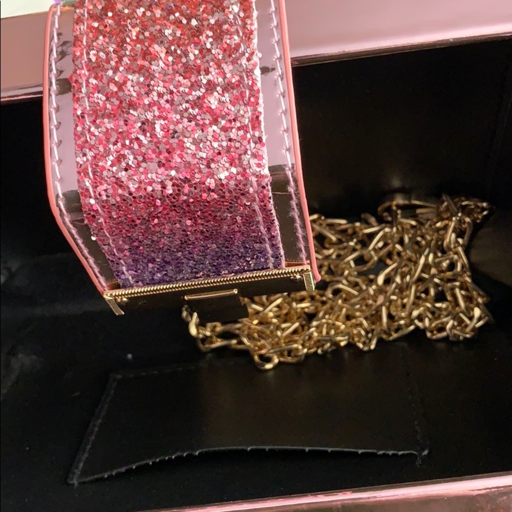Glitter acrylic purse - Picture 6 of 7
